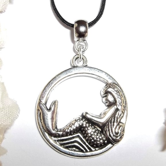 wvluckygirl Jewelry - Silver Mermaid Necklace Fashion Jewelry Gift Beach Girl Vacation Themed NWT 7362